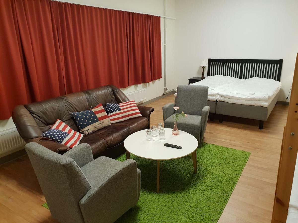 Trestads Restaurang Hotell&Pensionat Vanersborg Bagian luar foto